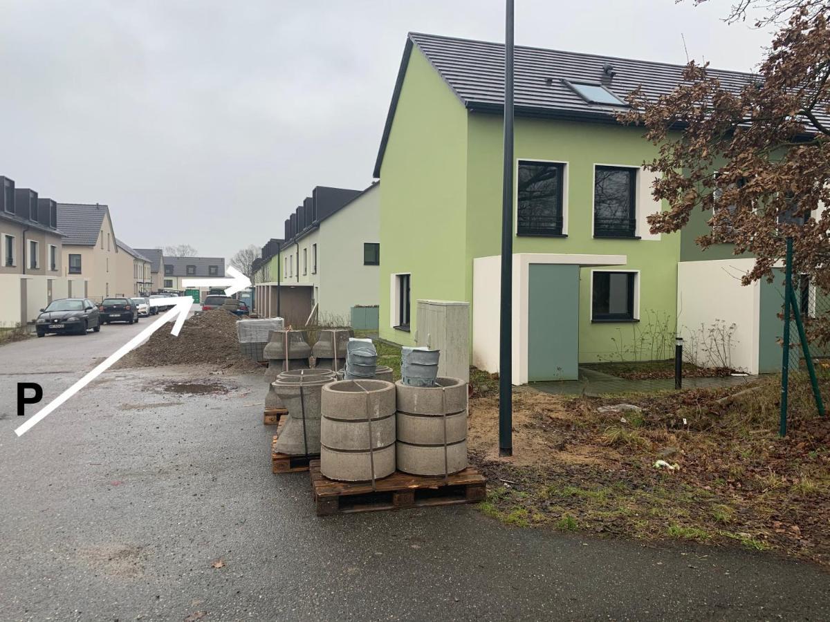 Wunderschoenes 140 Qm Reihenhaus Im Zeisigring 6, Kaltenkirchen Exterior photo